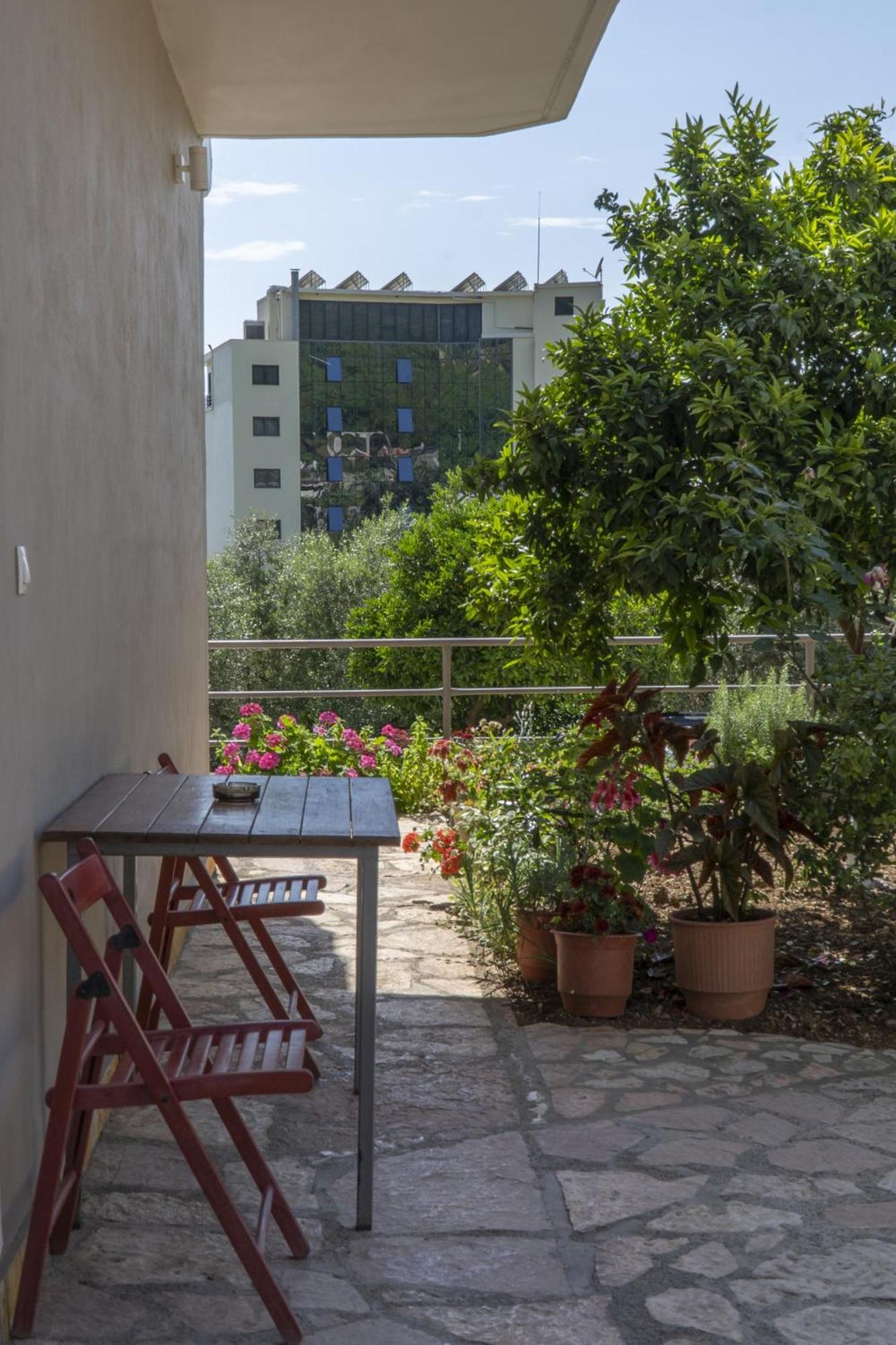 Koks' Guesthouse Himarë Exterior foto